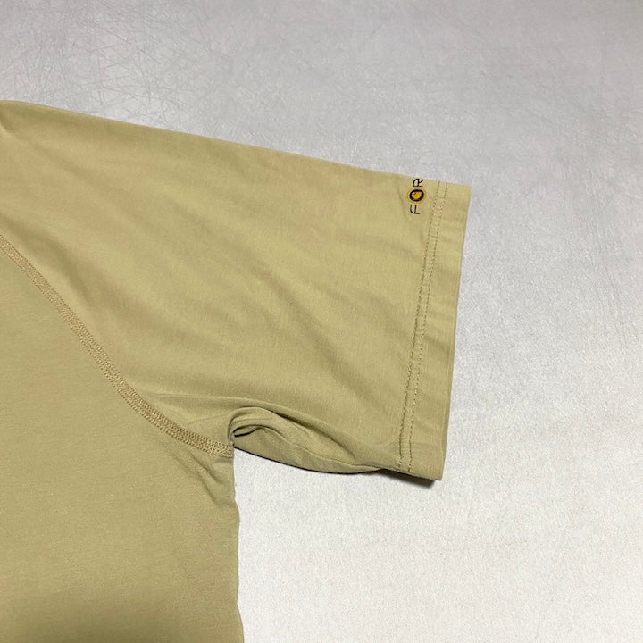 カーハート 古着 Tシャツ FORCE ワンポイントロゴ XL