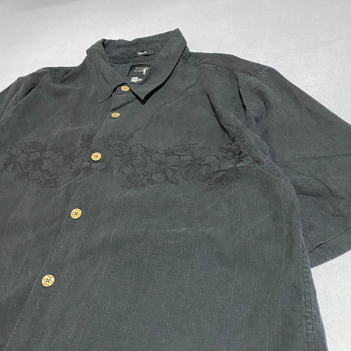 トーズオンザノーズ 古着 半袖シャツ アロハシャツ ブラック 2XL