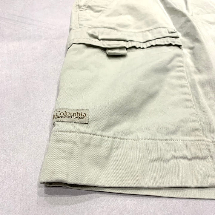 コロンビア Columbia ハーフパンツ カーゴショーツ ライトグレー メンズXL