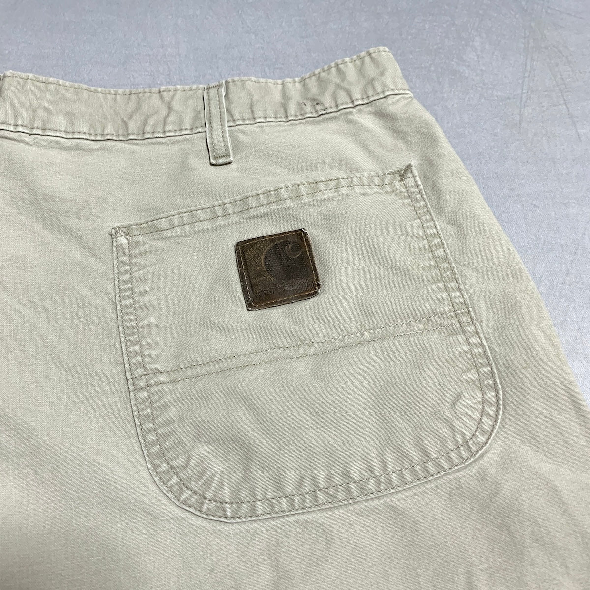 カーハート Carhartt ハーフパンツ 革パッチ ライトグレー メンズXL