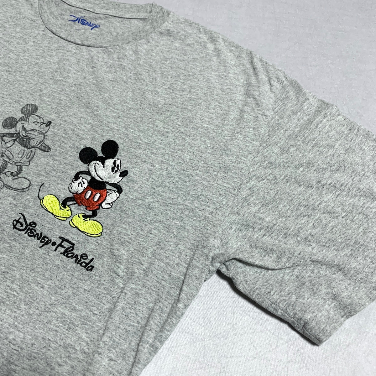 ディズニー Disney Tシャツ ミッキー 刺繍 グレー メンズL