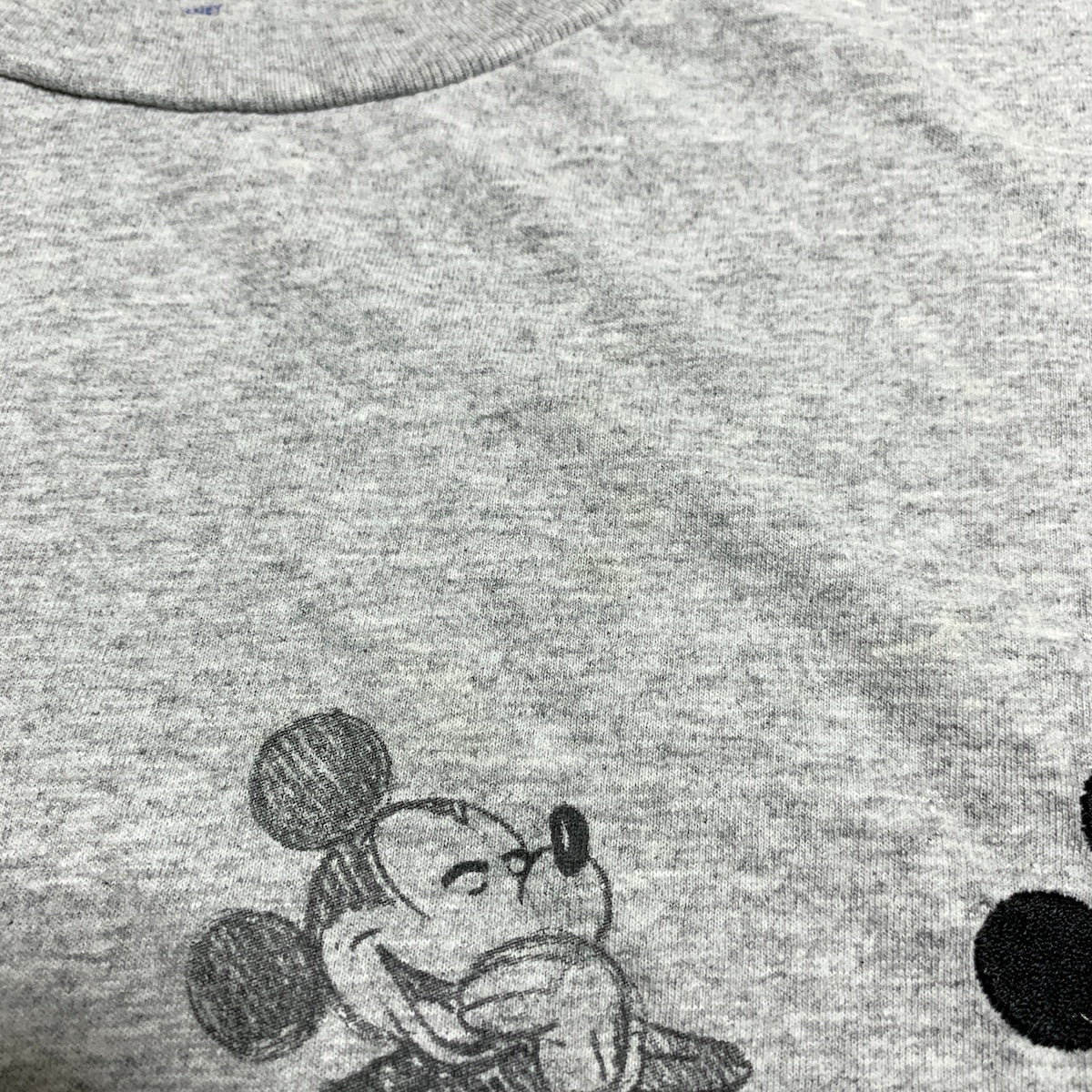ディズニー Disney Tシャツ ミッキー 刺繍 グレー メンズL