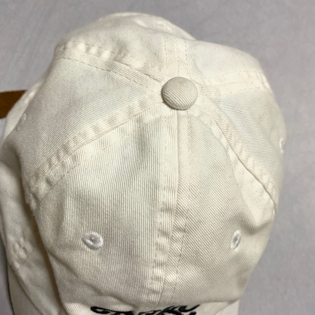 ナイキ Nike キャップ ホワイト 刺繍ロゴ M