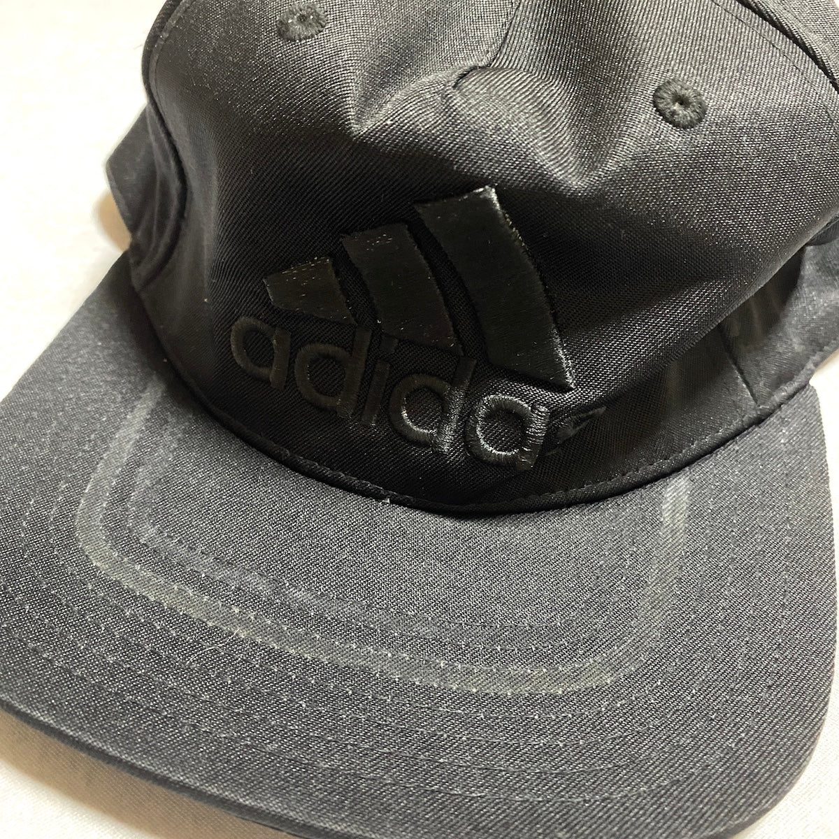 アディダス adidas キャップ ブラック 刺繍ロゴ XL