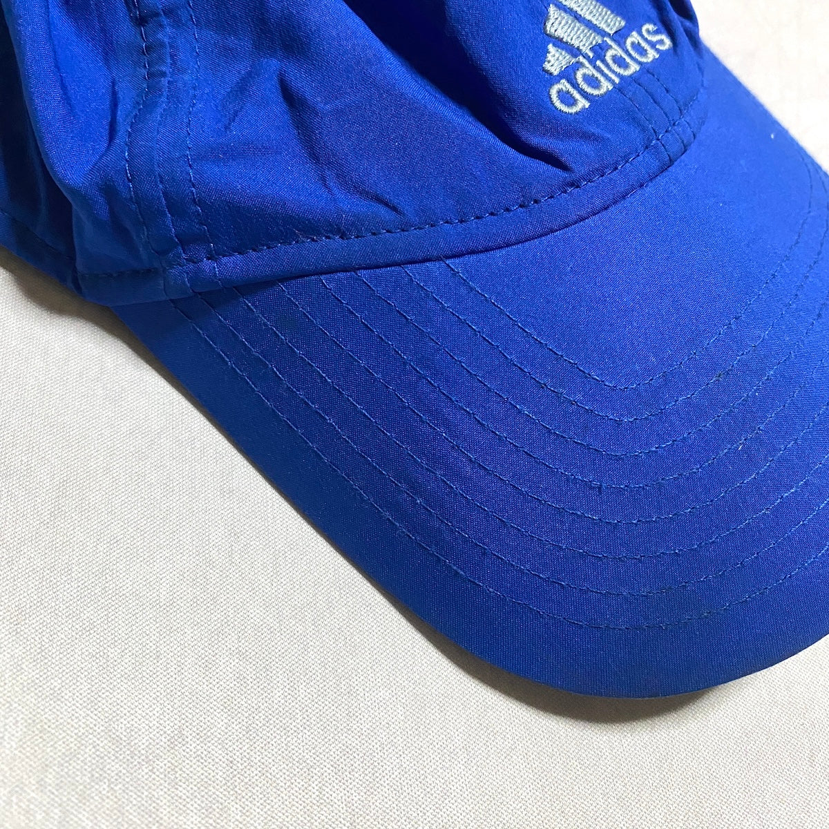 アディダス adidas キャップ ブルー 刺繍ロゴ L
