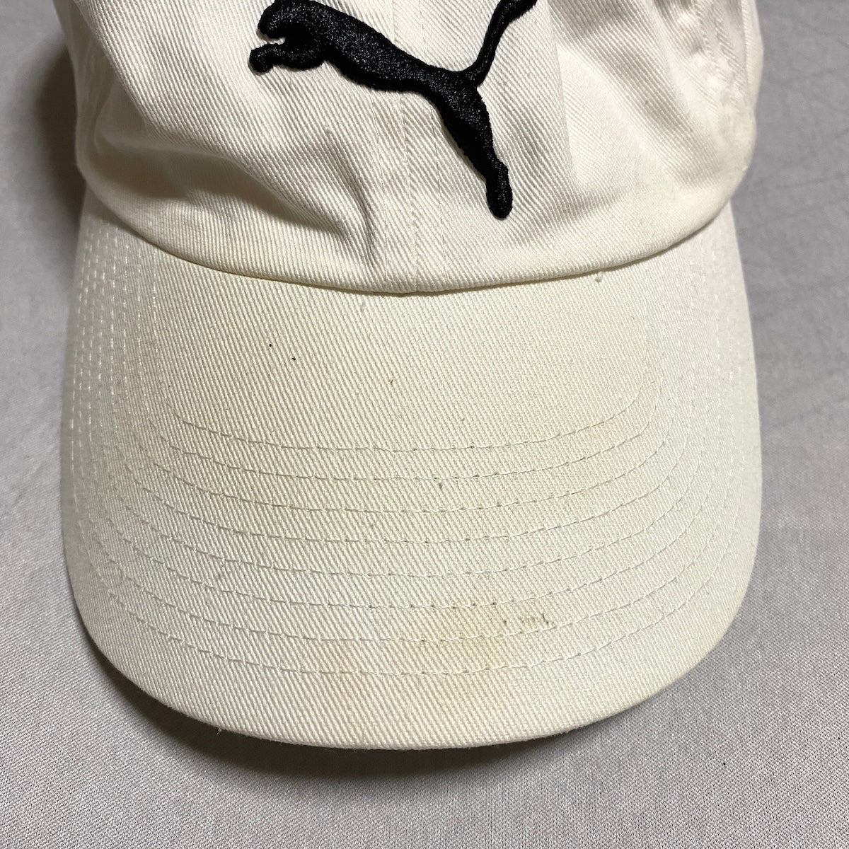 プーマ PUMA キャップ ホワイト 刺繍ロゴ L