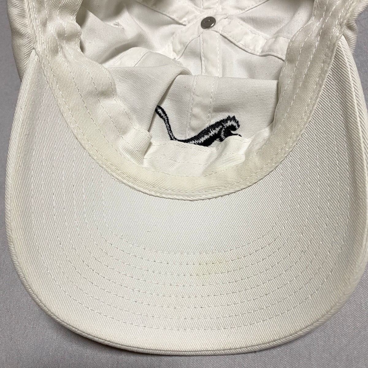 プーマ PUMA キャップ ホワイト 刺繍ロゴ L